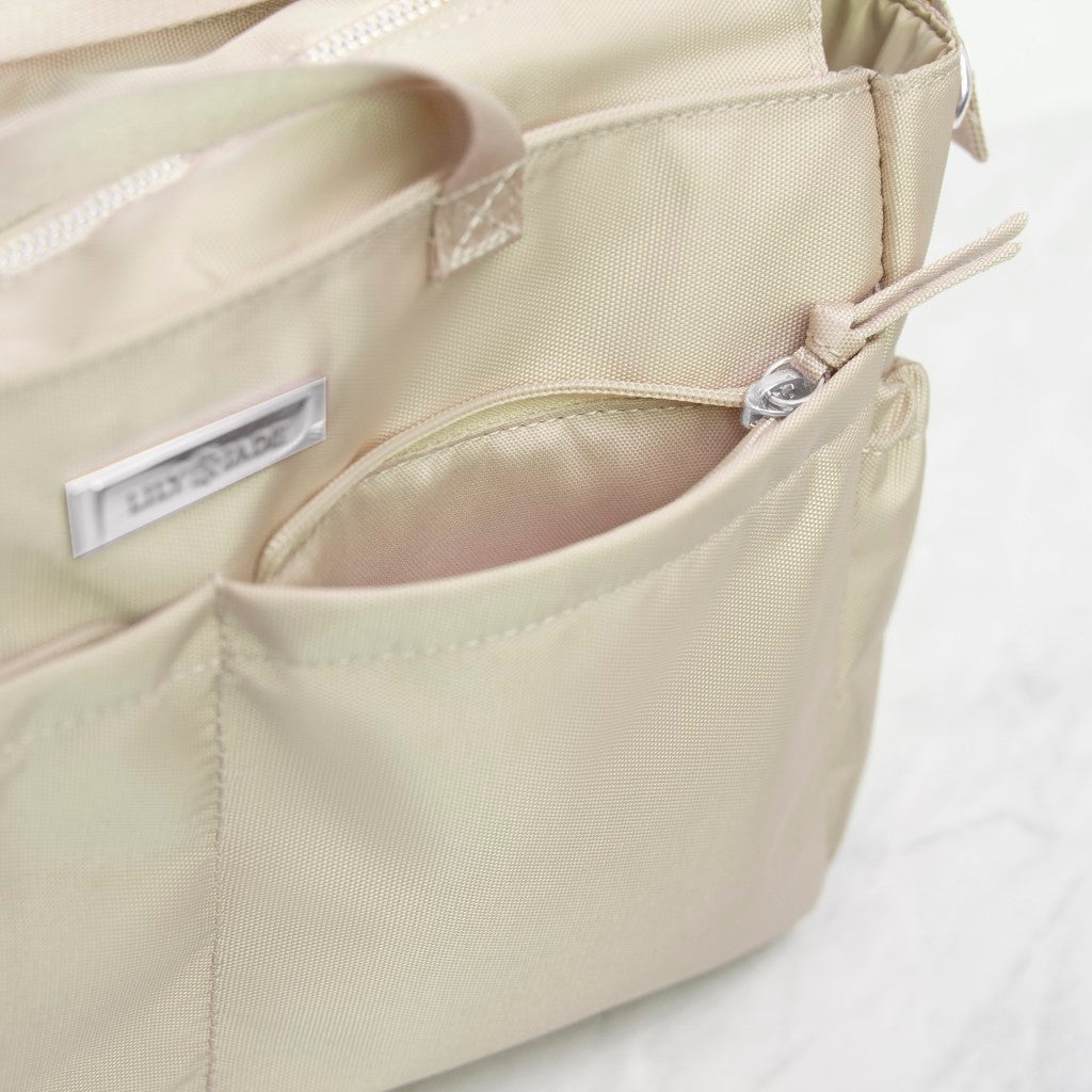 DGAZ Silk Purse Organizer Insert Fits Dior Book Tote mini/S/M/L，Silky  Smooth Bag Organizer，Luxury Handbag & Tote Shaper（Treasure blue，BT-M） :  Amazon.in: Shoes & Handbags